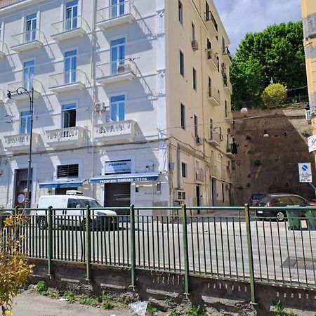Ti Porto Al Centro Unforgettable Moments Appartement Salerno Buitenkant foto