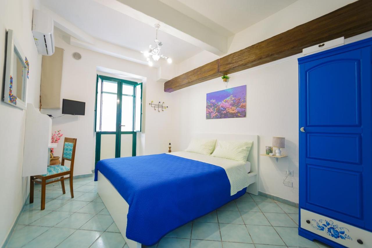 Ti Porto Al Centro Unforgettable Moments Appartement Salerno Buitenkant foto