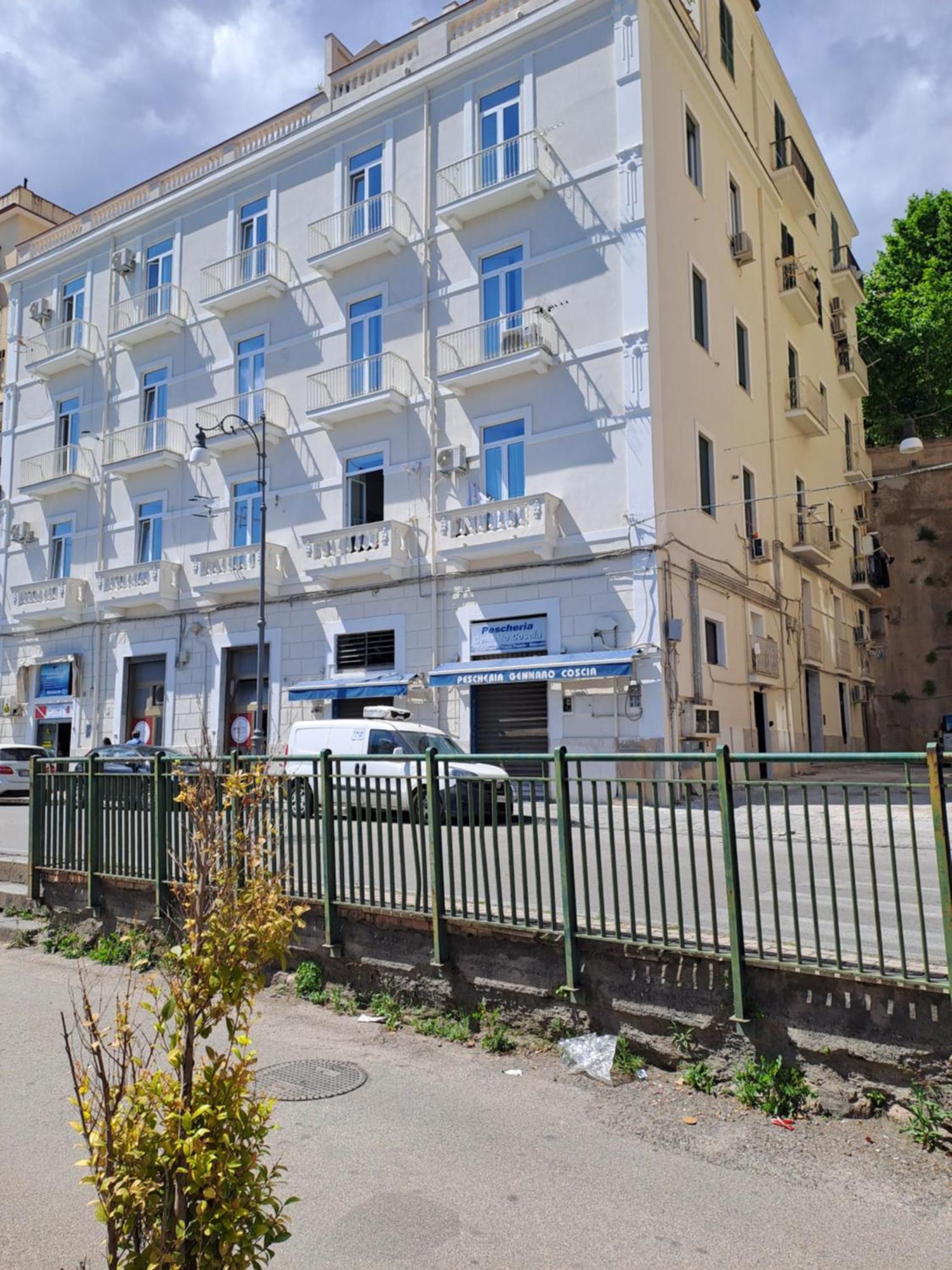 Ti Porto Al Centro Unforgettable Moments Appartement Salerno Buitenkant foto